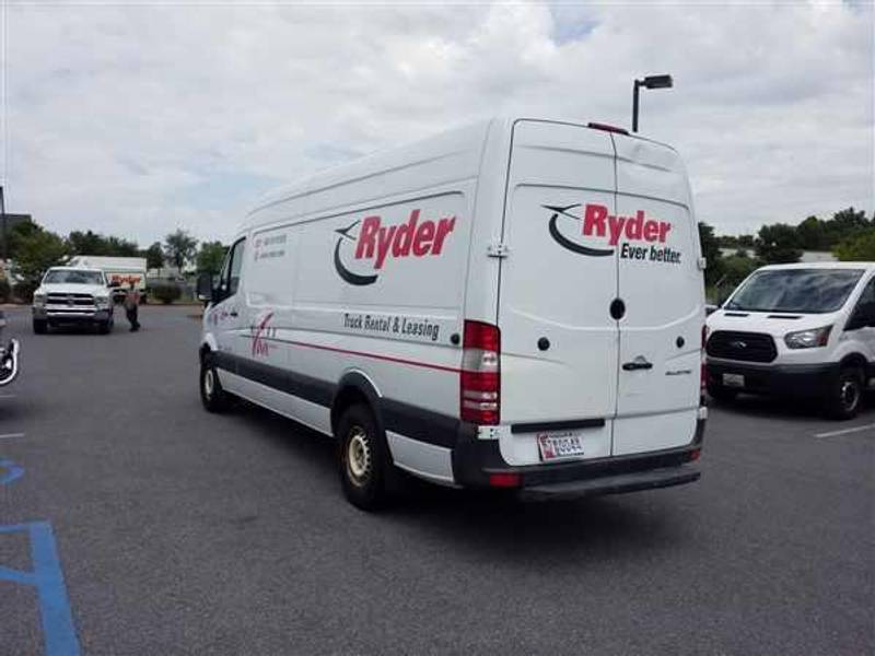 Ryder store sprinter van